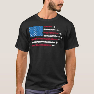 愛国的な赤白青アメリカ国旗の戦闘機4日 Tシャツ