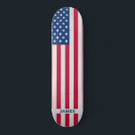 愛国的な赤白青アメリカ国旗 スケートボード<br><div class="desc">灰色の木の上の与え赤白青スターやストライプのデザインで、このアメリカ国旗のスケートボードとモダンあなたのアメリカのプライドや特別な贈り物を示しなさい。アメリカのフラッグスケートボードデザインで赤と青の星とストライプは、7月4日パーティー、メモリアルデーパーティー、家族の懇親会、軍隊卒業または退職の贈り物や愛国的なお祝いに最適である。このアメリカ国旗のスケートボードを家族の名前でパーソナライズ。COPYRIGHT © 2020 Judy Burrows,  Black Dog Art - All Rights Reserved.愛国的な赤白青アメリカ国旗のスケートボード</div>