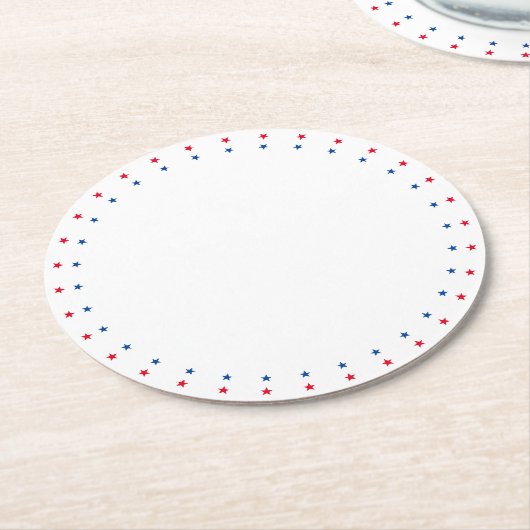 愛国的な赤白青スター縁どズの休日 ラウンドペーパーコースター (アングル)