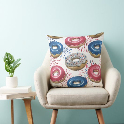 愛国的な赤白青霜の付いたドーナツ クッション (椅子)