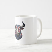 愛国的な雄牛の頭のビンテージ彫刻デザイン1 コーヒーマグカップ (正面右)