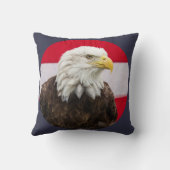 愛国的な鷹 クッション (裏面)