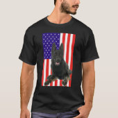 愛国的な黒人羊飼いアメリカ国旗 Tシャツ (正面)