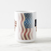 愛国的な7月4日の旗デザイン コーヒーマグカップ (中央)