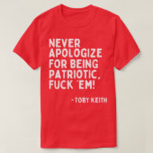 愛国的なFemトビキースであることをいつも謝罪する Tシャツ (デザイン正面)