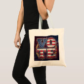 愛国的なVOTEアメリカ国旗タイポグラフィーデザイン トートバッグ (正面(商品))