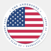 愛国的にパーソナライズされたアメリカ国旗の差出人住所 ラウンドシール (正面)