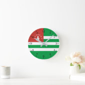 愛国的アブハジア国旗 ラウンド壁時計 (ホーム)