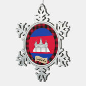 愛国的カンボジア、バッファロー・プレイド、カンボジア国旗 スノーフレークピューターオーナメント (右)