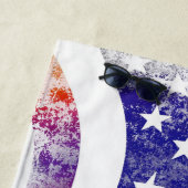 愛国的グランジに流れるアメリカ国旗、オールド・グローリー： ビーチタオル (インサイチュ)