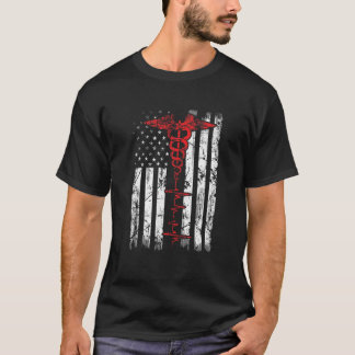 愛国的ナースアメリカ合衆国国旗の登録ナース Tシャツ
