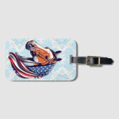 愛国的プライド：アメリカ国旗を掲げた四季馬 ラゲッジタグ (正面横)