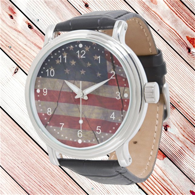 愛国的素朴赤白青米国国旗のセグメント 腕時計 (patriotic watch face with white numbers)