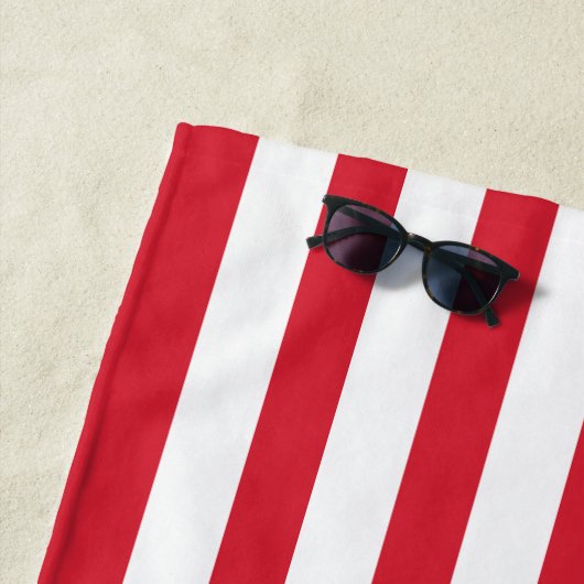 愛国赤白青ストライプ名前をカスタムする ビーチタオル (インサイチュ)