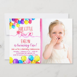 愛女の子の第1誕生日の招待状のピンクの赤を風船のようにふくらませて下さい 招待状