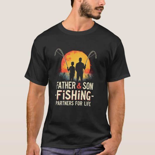 愛情あふれる父と息子の釣りの絆 Tシャツ (正面)