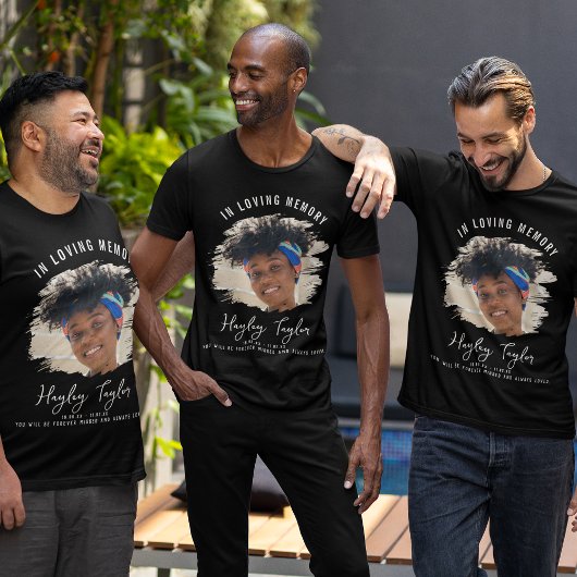 愛情に満ちた思い出で |ブラシ仕上げフォトメモリアル Tシャツ