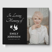 愛情に満ちた思い出で | ホワイトハト葬儀記念碑 ゲストブック (正面)