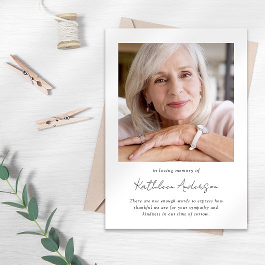 愛情に満ちた思い出の写真葬儀 サンキューカード