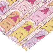 愛情のあるハートを持つかわいい猫 テーブルクロス (アングル)