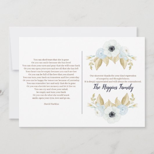 愛情のある記憶葬式のエレガントで青い花柄 サンキューカード (裏面)