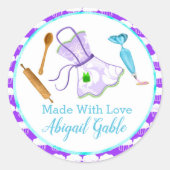 愛情を込めて作られたエプロンと焼き菓子用品のギフト ラウンドシール (正面)