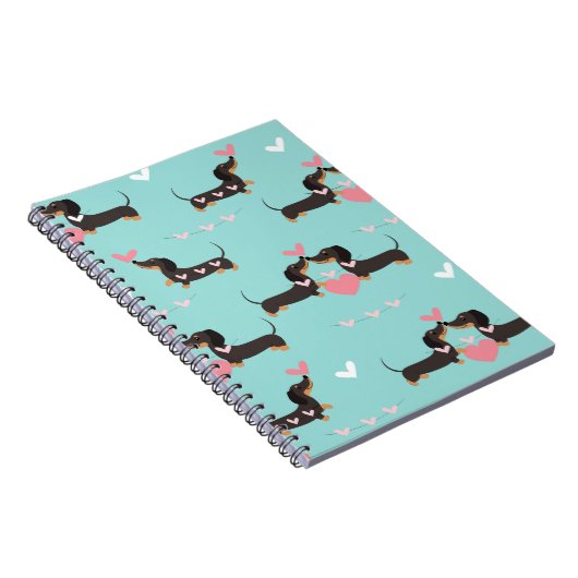 愛犬とハートのシームレスなパターン ノートブック (右側)