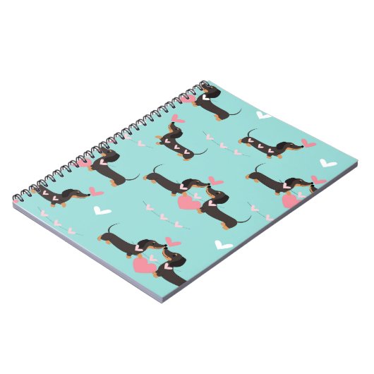 愛犬とハートのシームレスなパターン ノートブック (左側)