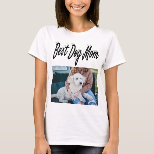 愛犬のワンコママの写真入り ブラックTシャツ Tシャツ (正面)