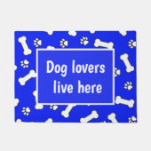 愛犬家が青と白のボーンのパターンを生きる ドアマット (正面)