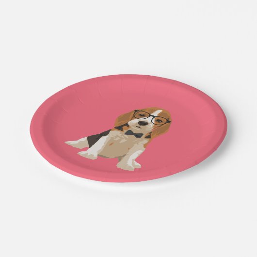愛犬家のためのかわいいヒップスターのビーグル犬の小犬 ペーパープレート (アングル)