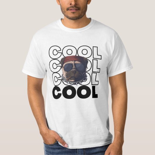 愛犬家のためのクールなパグ グラフィックTシャツ Tシャツ (正面)