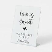 愛結婚は甘い、ごちそうを召し上がれ 台座サイン (正面)