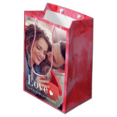 愛 |あなたの個人的な写真とハート ミディアムペーパーバッグ (裏面アングル)