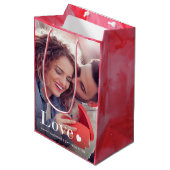 愛 |あなたの個人的な写真とハート ミディアムペーパーバッグ (正面アングル)