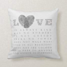愛 クッション