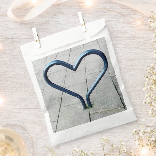 愛 フェイバーバッグ (クリップ留めされた状態)