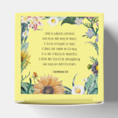 愛、1コリント13:4、 フェイバーボックス (上部)