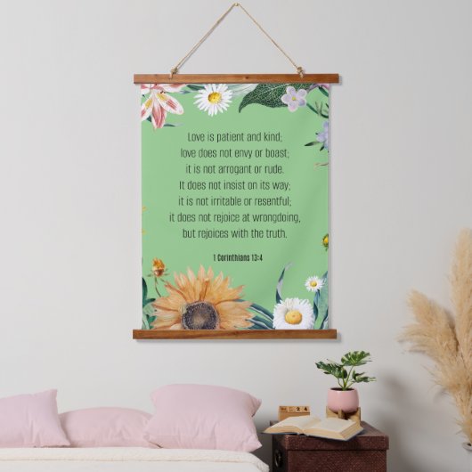 愛、1コリント13:4、 吊り下げ型タペストリー (寝室)