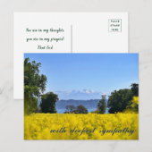 感動的な黄色の花の草原の丘と湖の共感 ポストカード (正面/裏面)