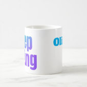 感動的カラフル保名前をカスタムする コーヒーマグカップ (中央)