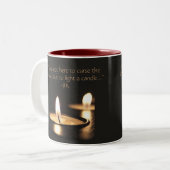 感動的引用文がロウソクに火を付ける ツートーンマグカップ (正面左)
