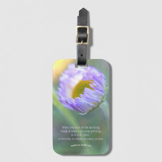 感動的引用文タイポグラフィフローラマクロ写真 ラゲッジタグ (正面縦)