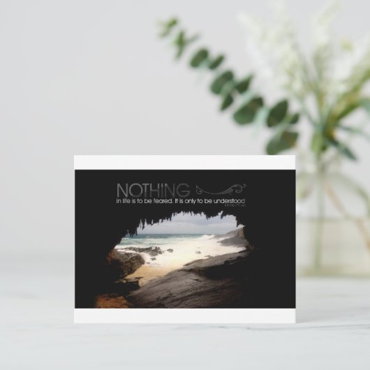 感動的引用文バイマリー・キュリー ポストカード (スタンド正面)