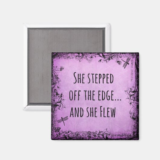 感動的引用文：彼女は縁から離れ マグネット (正面/裏面)