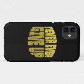 感動的引用文 – 決してアップ与えしない Case-Mate iPhoneケース (裏面(横))