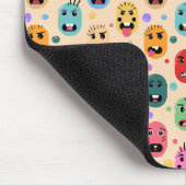 感情のカラフル顔 マウスパッド (コーナー)