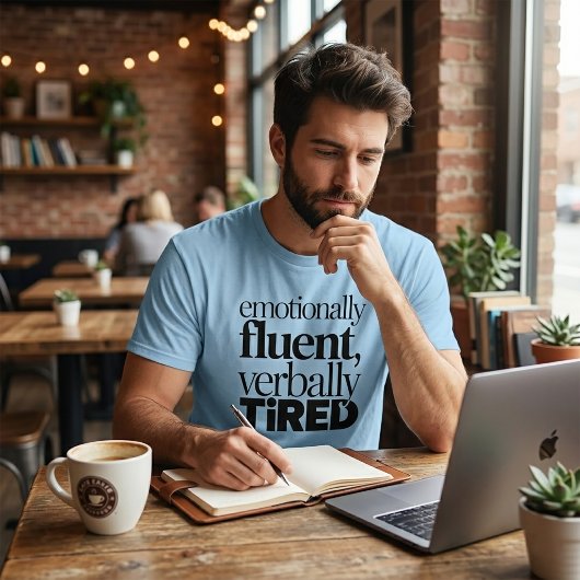 感情豊かでも言葉に困る面白いセラピー Tシャツ