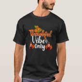 感謝してい与え日プレミアム・ベクトルデザイン Tシャツ (正面)