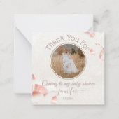 感謝してい赤ちゃんシャワーピンク紙吹雪ラウンド写真 ノートカード (正面)